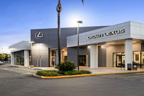 Crown Lexus